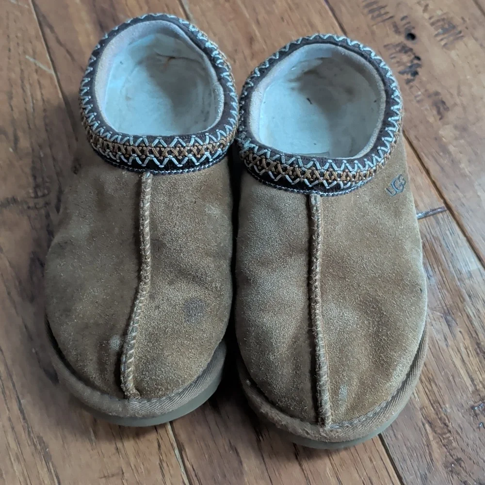 UGG Tasman ll Chestnut Tan Suede Slippers - Picture 2 of 8